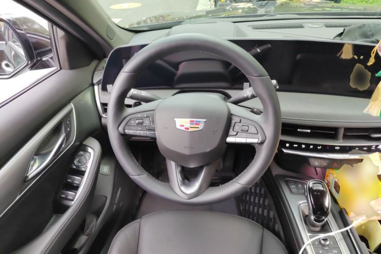 Used Cadillac CT5 2024 28T Luxury Pro Trim Steering Wheel