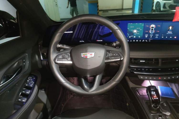 Used Cadillac CT5 2024 28T Prestige Edition Steering Wheel