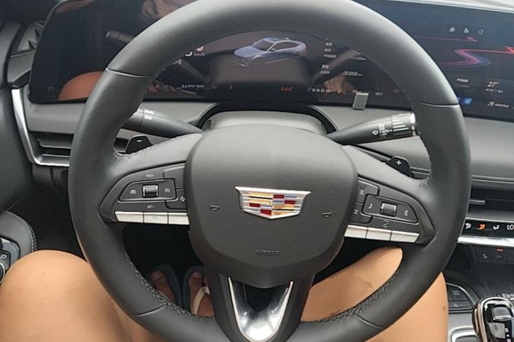 Used Cadillac CT5 2024 28T Luxury Pro Trim Steering Wheel