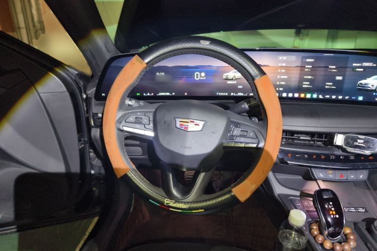 Used Cadillac CT5 2024 28T Luxury Pro Trim Steering Wheel
