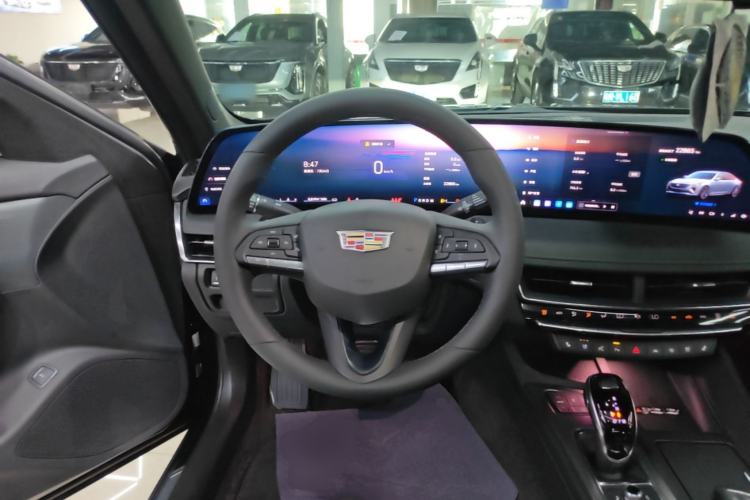 Used Cadillac CT5 2024 28T Prestige Edition Steering Wheel