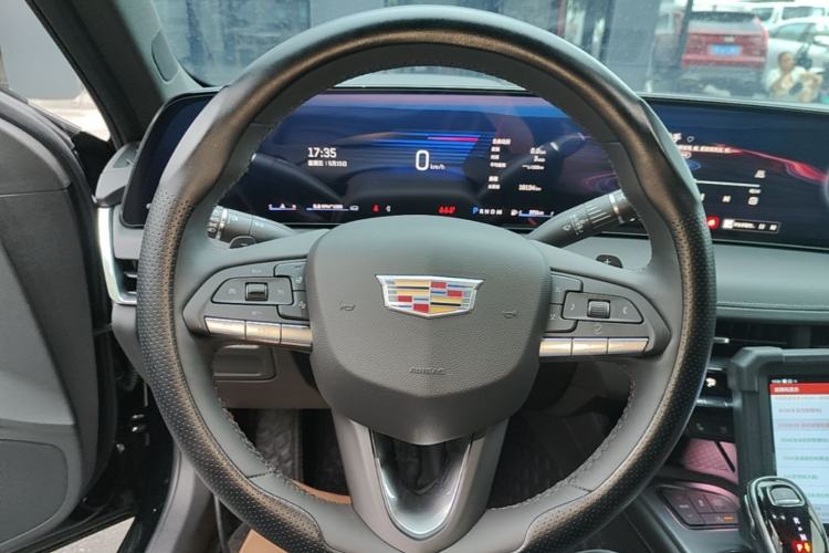 Used Cadillac CT5 2024 28T Prestige Edition Steering Wheel