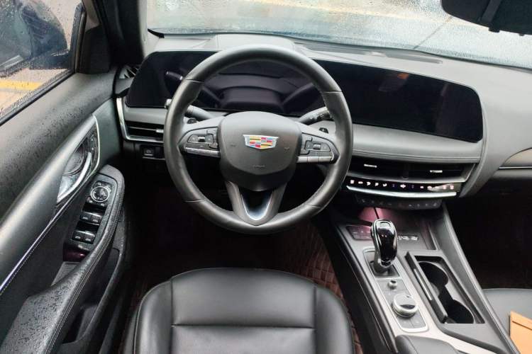 Used Cadillac CT5 2024 28T Prestige Edition Steering Wheel