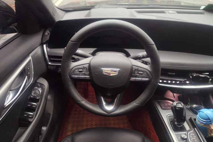 Used Cadillac CT5 2024 28T Luxury Pro Trim Steering Wheel