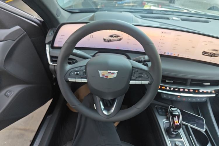Used Cadillac CT5 2024 28T Prestige Edition Steering Wheel