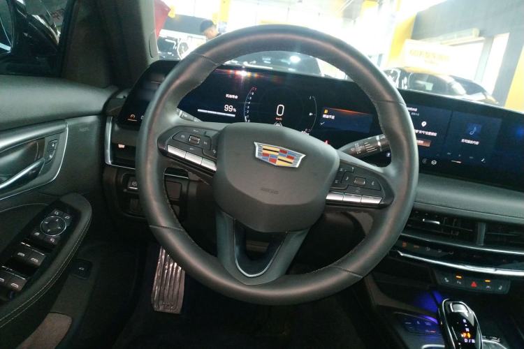 Used Cadillac CT5 2024 28T Luxury Pro Trim Steering Wheel