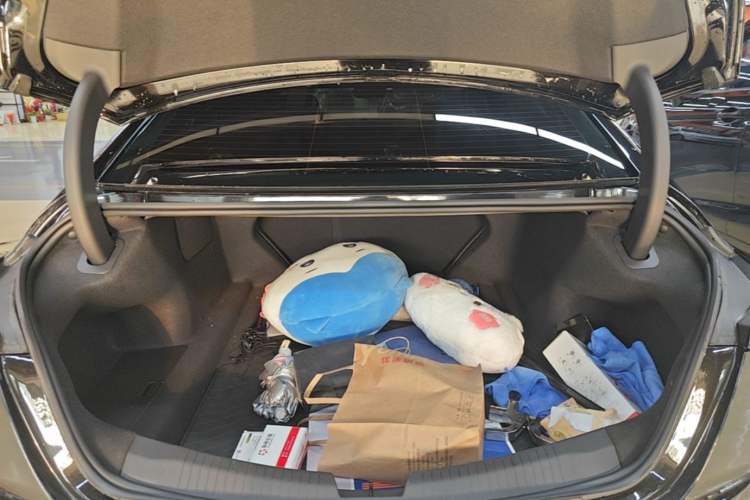 Used Cadillac CT5 2024 28T Prestige Edition Trunk