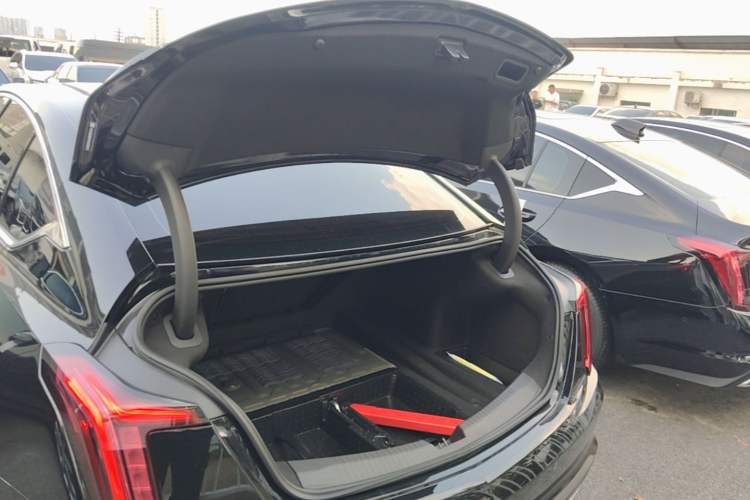 Used Cadillac CT5 2024 28T Luxury Pro Trim Trunk
