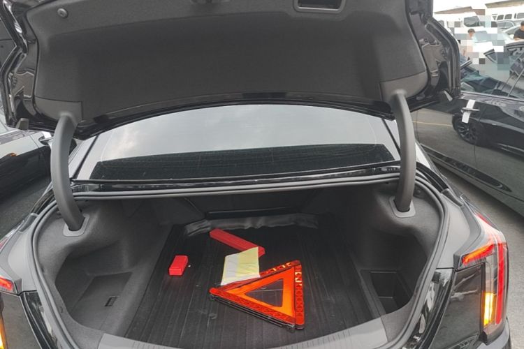 Used Cadillac CT5 2024 28T Prestige Edition Trunk