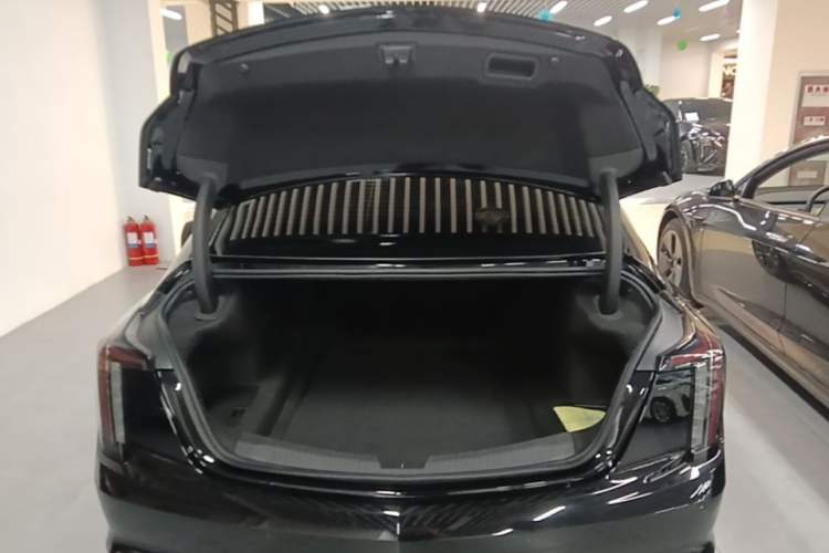 Used Cadillac CT5 2024 28T Prestige Edition Trunk