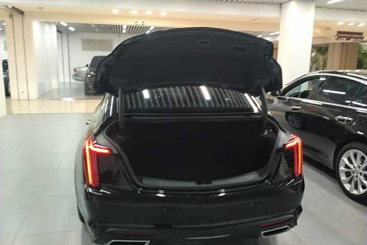 Used Cadillac CT5 2024 28T Luxury Pro Trim Trunk