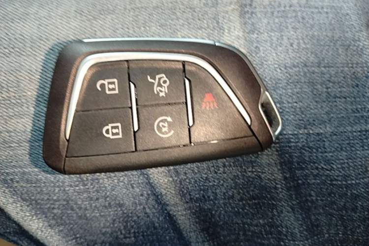 Used Cadillac CT5 2024 28T Luxury Pro Trim Vehicle Key