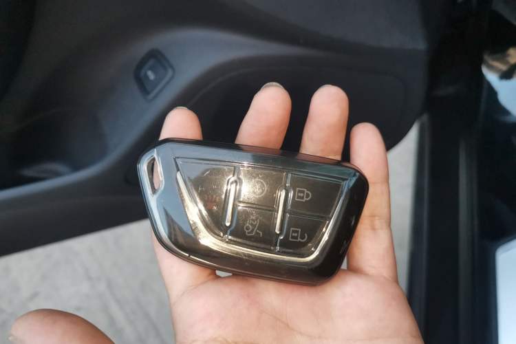 Used Cadillac CT5 2024 28T Prestige Edition Vehicle Key