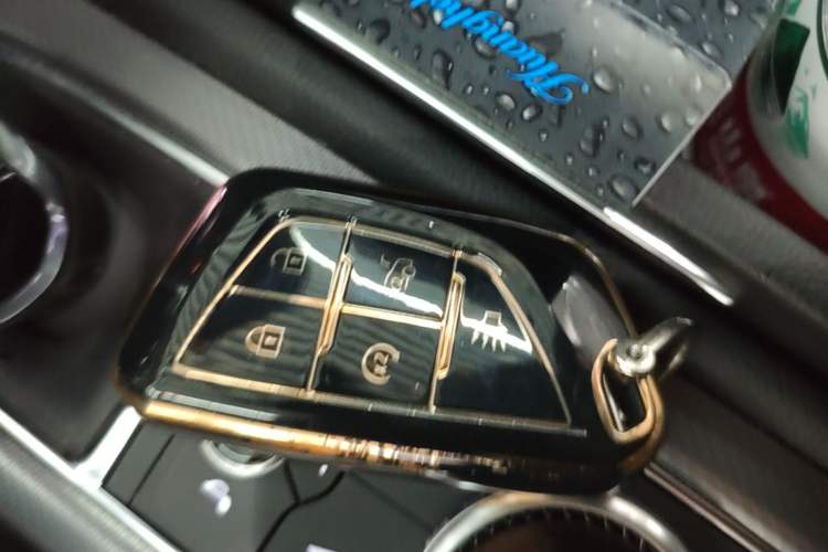 Used Cadillac CT5 2024 28T Luxury Pro Trim Vehicle Key