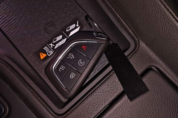 Used Cadillac CT5 2024 28T Luxury Pro Trim Vehicle Key