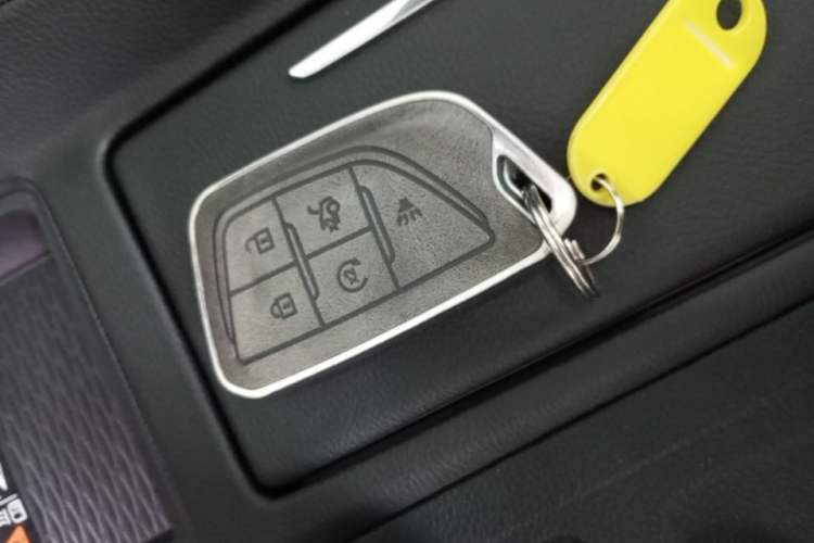 Used Cadillac CT5 2024 28T Luxury Pro Trim Vehicle Key