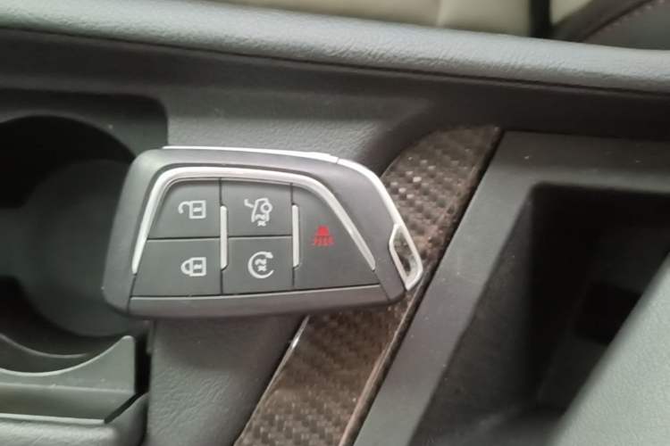 Used Cadillac CT5 2024 28T Platinum Edition Vehicle Key