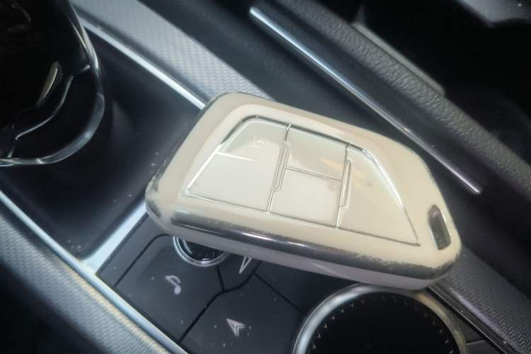 Used Cadillac CT5 2024 28T Luxury Pro Trim Vehicle Key