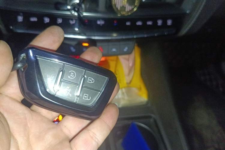 Used Cadillac CT5 2024 28T Luxury Pro Trim Vehicle Key