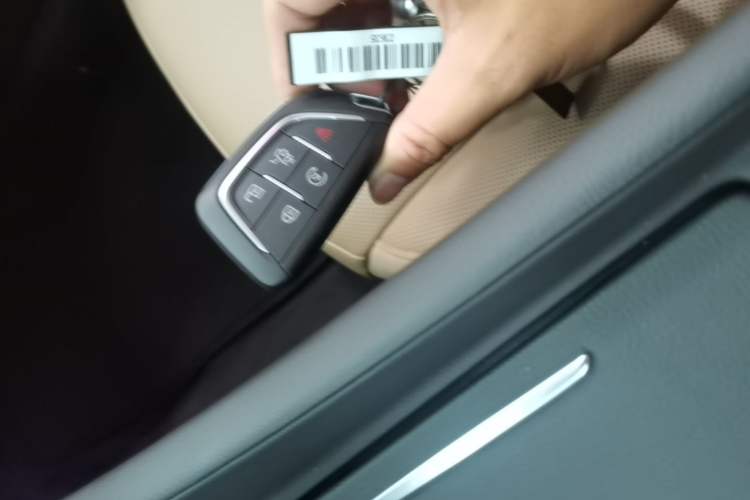 Used Cadillac CT5 2024 28T Prestige Edition Vehicle Key