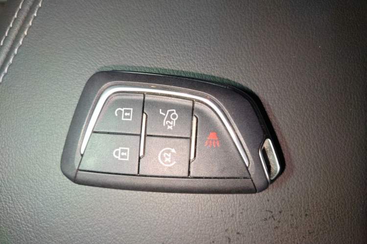 Used Cadillac CT5 2024 28T Prestige Edition Vehicle Key