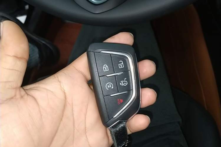 Used Cadillac CT5 2024 28T Luxury Pro Trim Vehicle Key