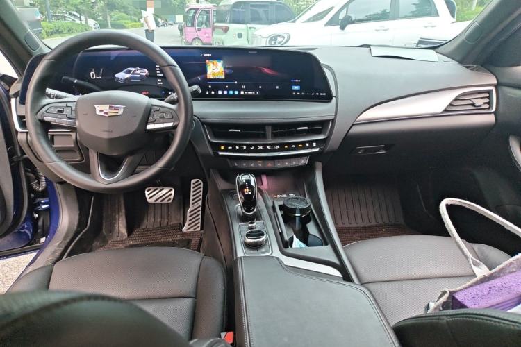 Used Cadillac CT5 2024 28T Prestige Edition Center Console