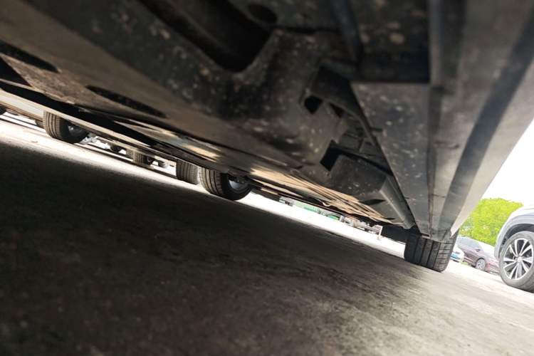 Used Cadillac CT5 2024 28T Platinum Edition Chassis Rear Right
