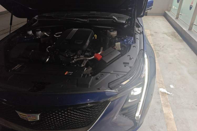 Used Cadillac CT5 2024 28T Prestige Edition Engine Bay Left