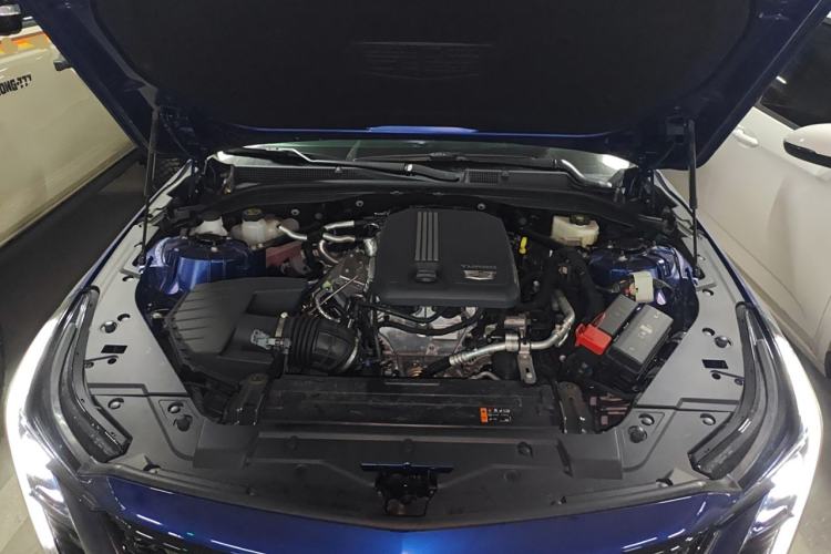 Used Cadillac CT5 2024 28T Luxury Pro Trim Engine Bay