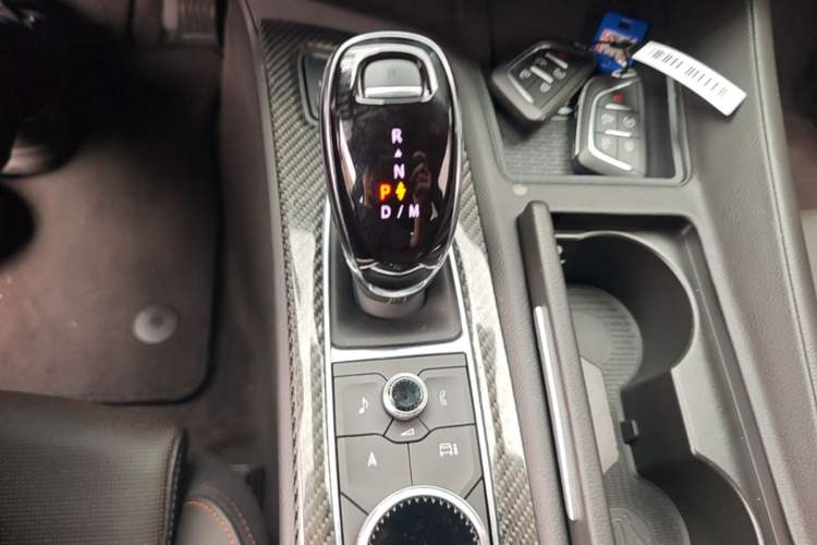 Used Cadillac CT5 2024 28T Platinum Edition Gear Lever