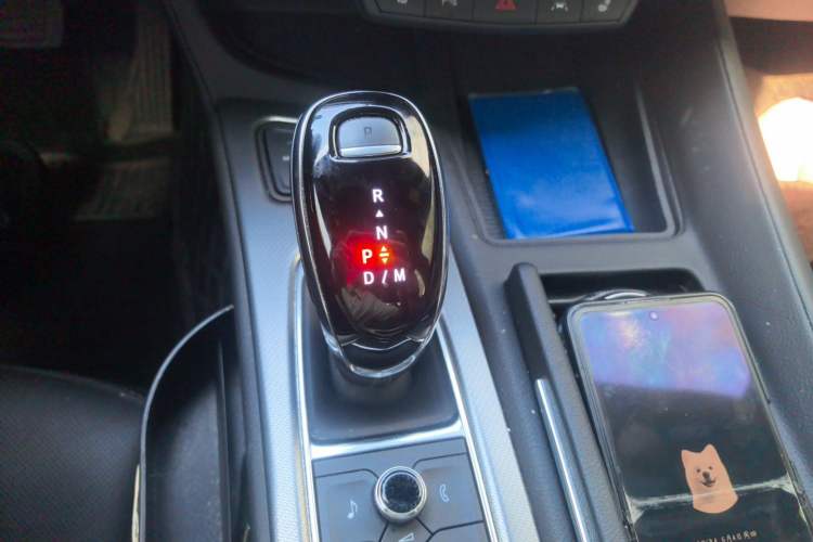 Used Cadillac CT5 2024 28T Luxury Pro Trim Gear Lever