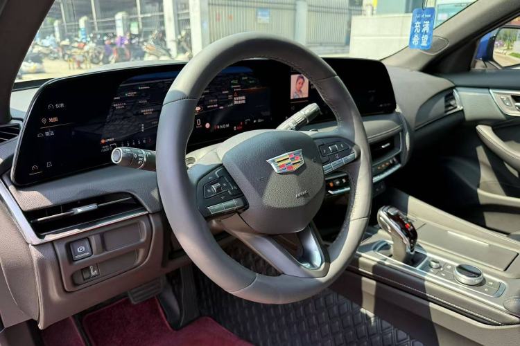 Used Cadillac CT5 2024 28T Luxury Pro Trim Interior 1