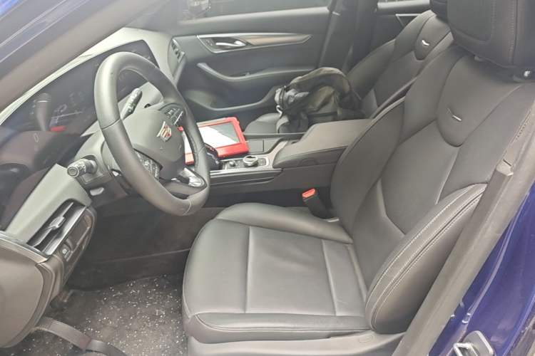 Used Cadillac CT5 2024 28T Luxury Pro Trim Left Front Seat