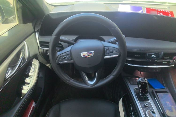 Used Cadillac CT5 2024 28T Luxury Pro Trim Steering Wheel