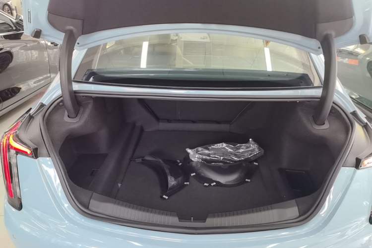 Used Cadillac CT5 2024 28T Prestige Edition Trunk