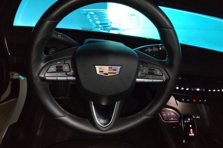 Used Cadillac CT5 2024 28T Luxury Pro Trim Steering Wheel