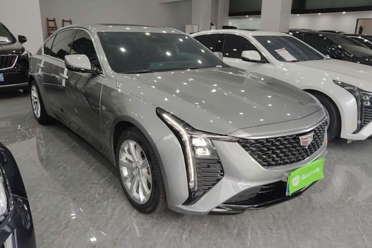 Used Cadillac CT5 2024 28T Luxury Pro Trim Front Right 45 Deg