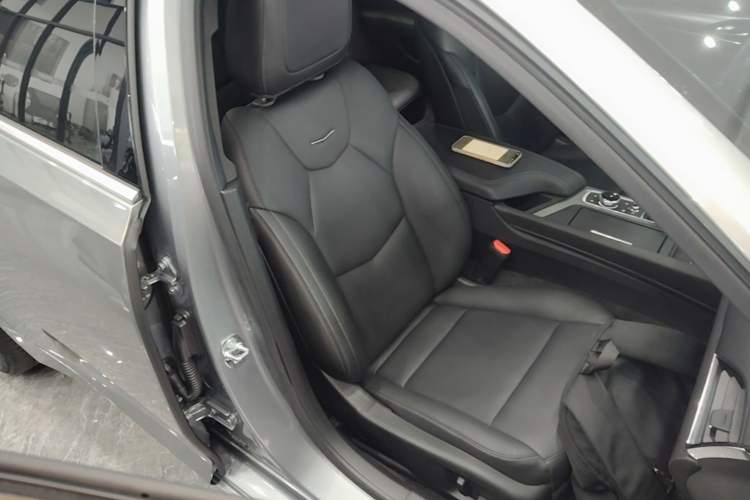 Used Cadillac CT5 2024 28T Luxury Pro Trim Right Front Seat