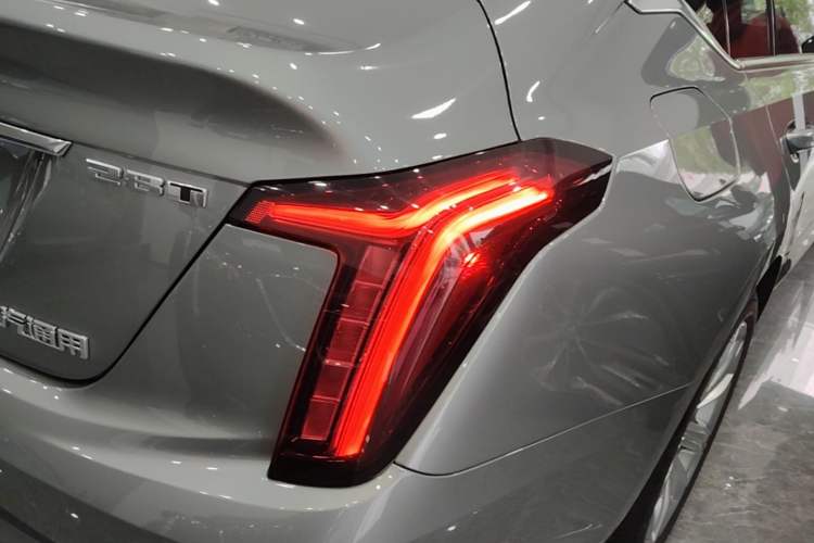 Used Cadillac CT5 2024 28T Luxury Pro Trim Right Rear Taillight