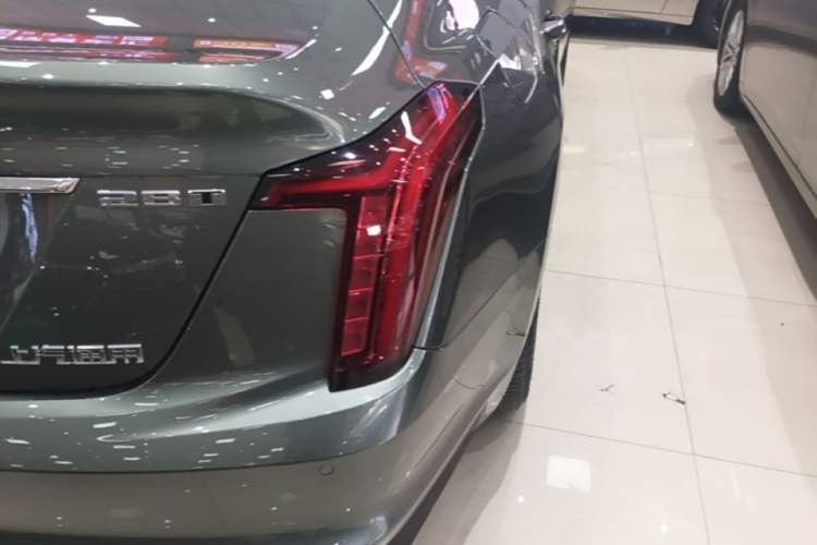 Used Cadillac CT5 2024 28T Luxury Pro Trim Right Rear Taillight