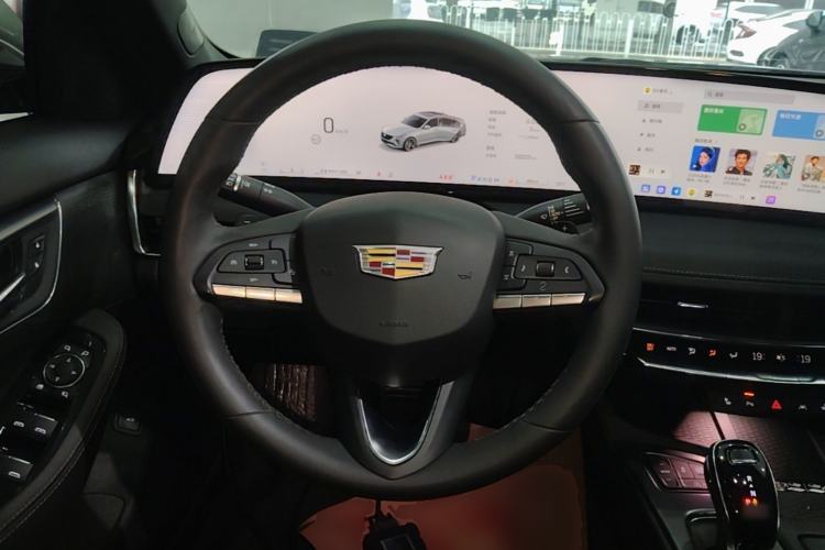 Used Cadillac CT5 2024 28T Luxury Pro Trim Steering Wheel