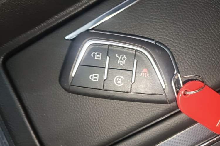 Used Cadillac CT5 2024 28T Luxury Pro Trim Vehicle Key
