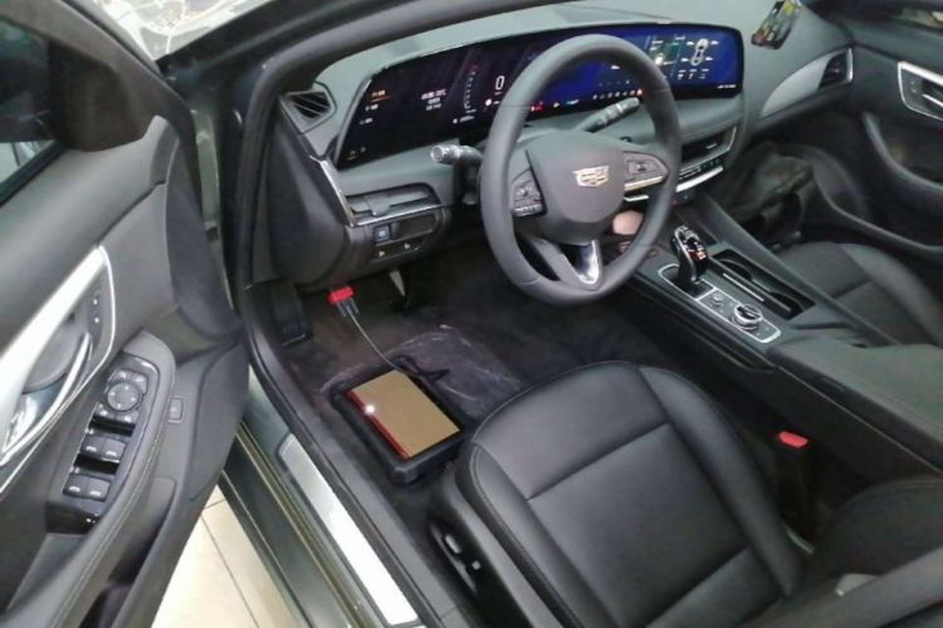 Used Cadillac CT5 2024 28T Luxury Version Driver Seat