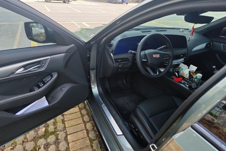 Used Cadillac CT5 2024 28T Prestige Edition Driver Seat