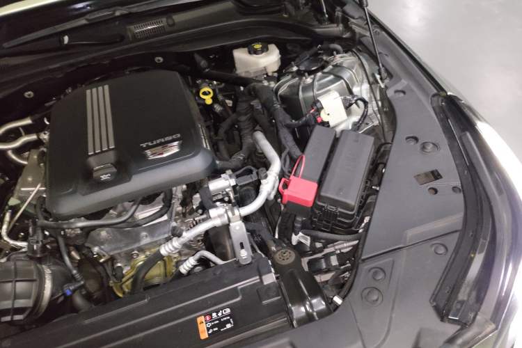 Used Cadillac CT5 2024 28T Luxury Pro Trim Engine Bay Left