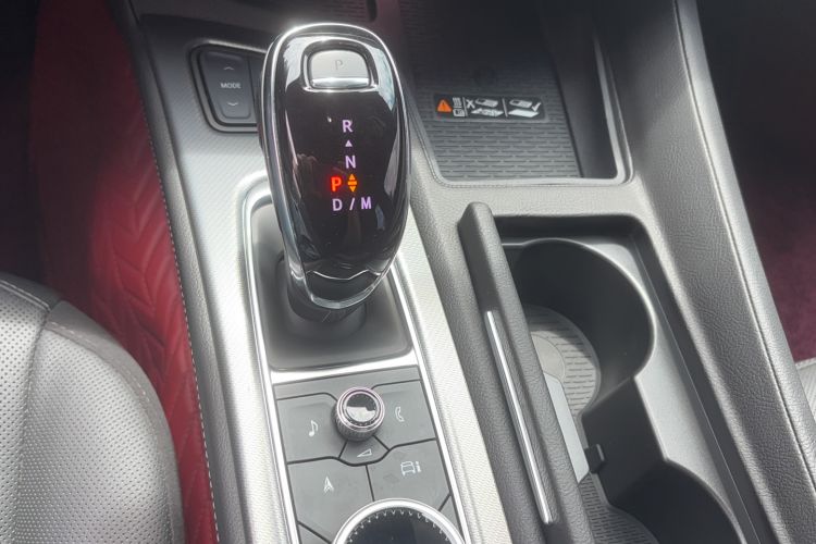 Used Cadillac CT5 2024 28T Luxury Pro Trim Gear Lever