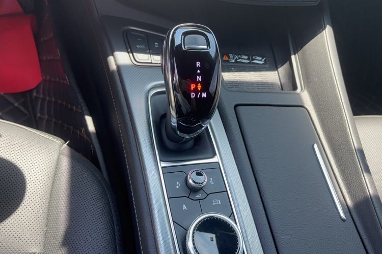 Used Cadillac CT5 2024 28T Prestige Edition Gear Lever