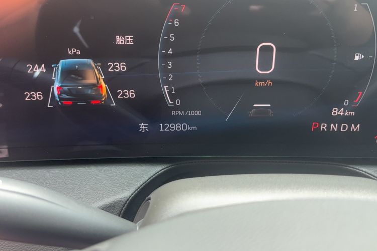 Used Cadillac CT5 2024 28T Luxury Pro Trim Odometer Close Up
