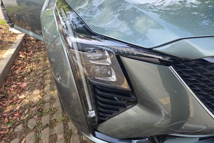 Used Cadillac CT5 2024 28T Prestige Edition Right Front Headlight